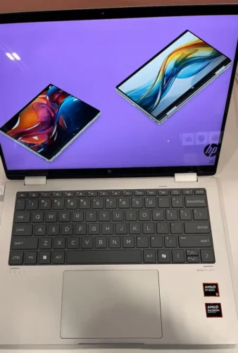 HP Envy 17 Touch Laptop 1TB SSD 32GB RAM Win 11 Pro (Touchscreen) photo review