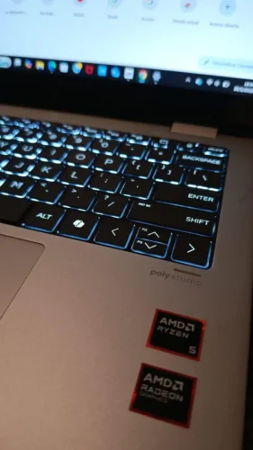 HP Envy 17 Touch Laptop 1TB SSD 32GB RAM Win 11 Pro (Touchscreen) photo review