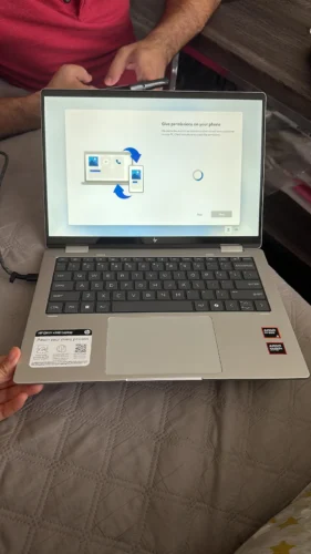 HP Envy 17 Touch Laptop 1TB SSD 32GB RAM Win 11 Pro (Touchscreen) photo review